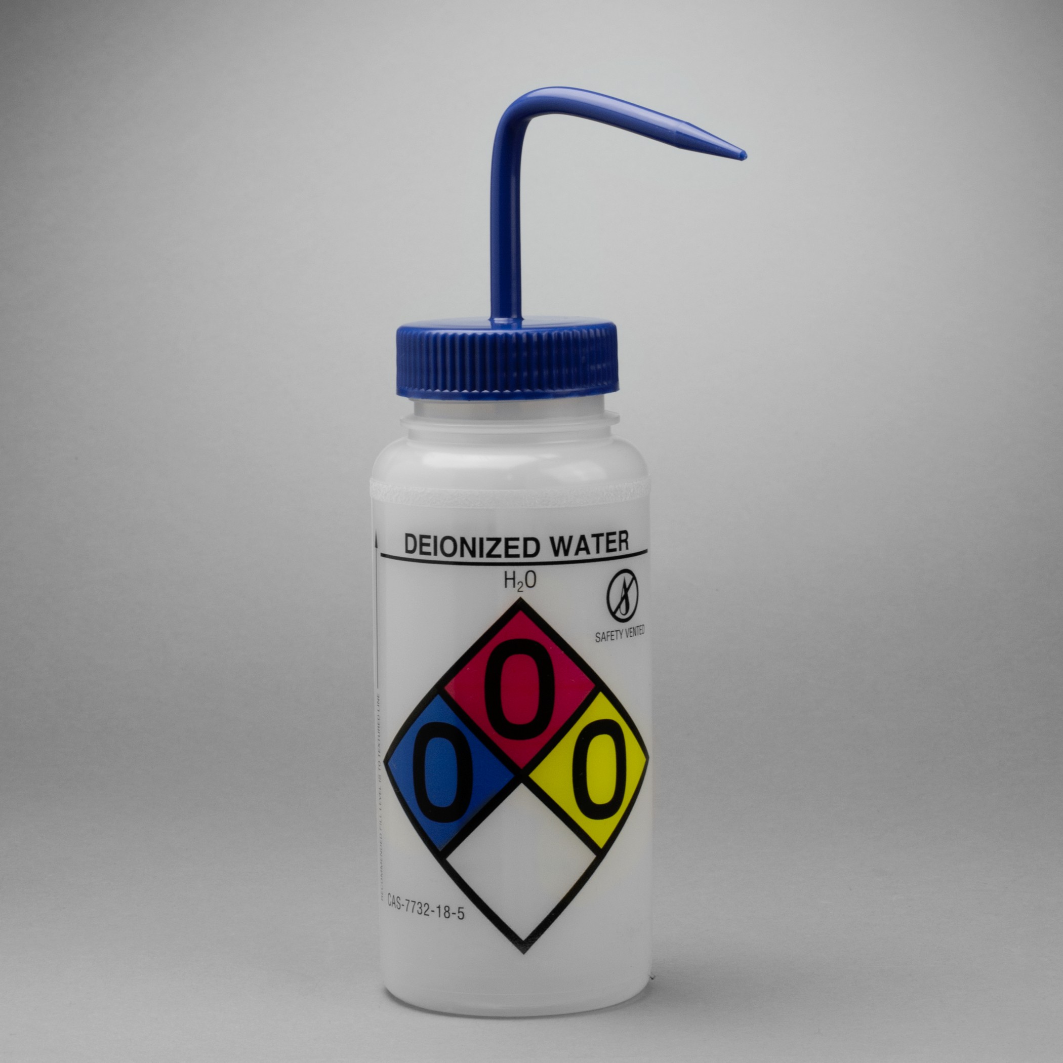SP Bel-Art GHS Labeled Safety-Vented Deionized Water Wash Bottles; 500ml (16oz), Polyethylene w/Blue Polypropylene Cap (Pack of 4)