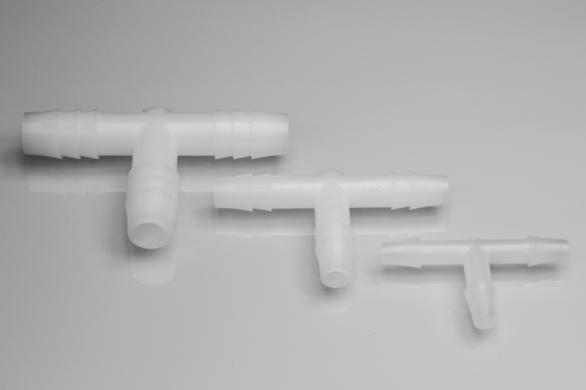 “T” Shaped Tubing Connectors