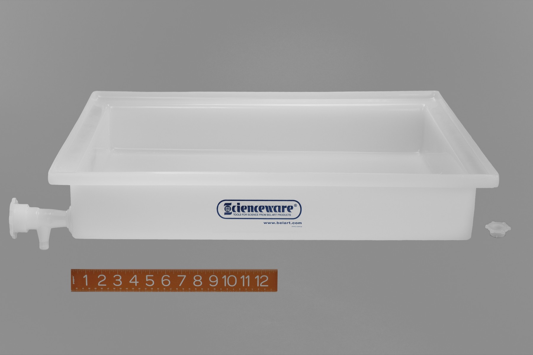 SP Bel-Art General Purpose Polyethylene Tray with Faucet; 21½ x 25½ x 4 in.