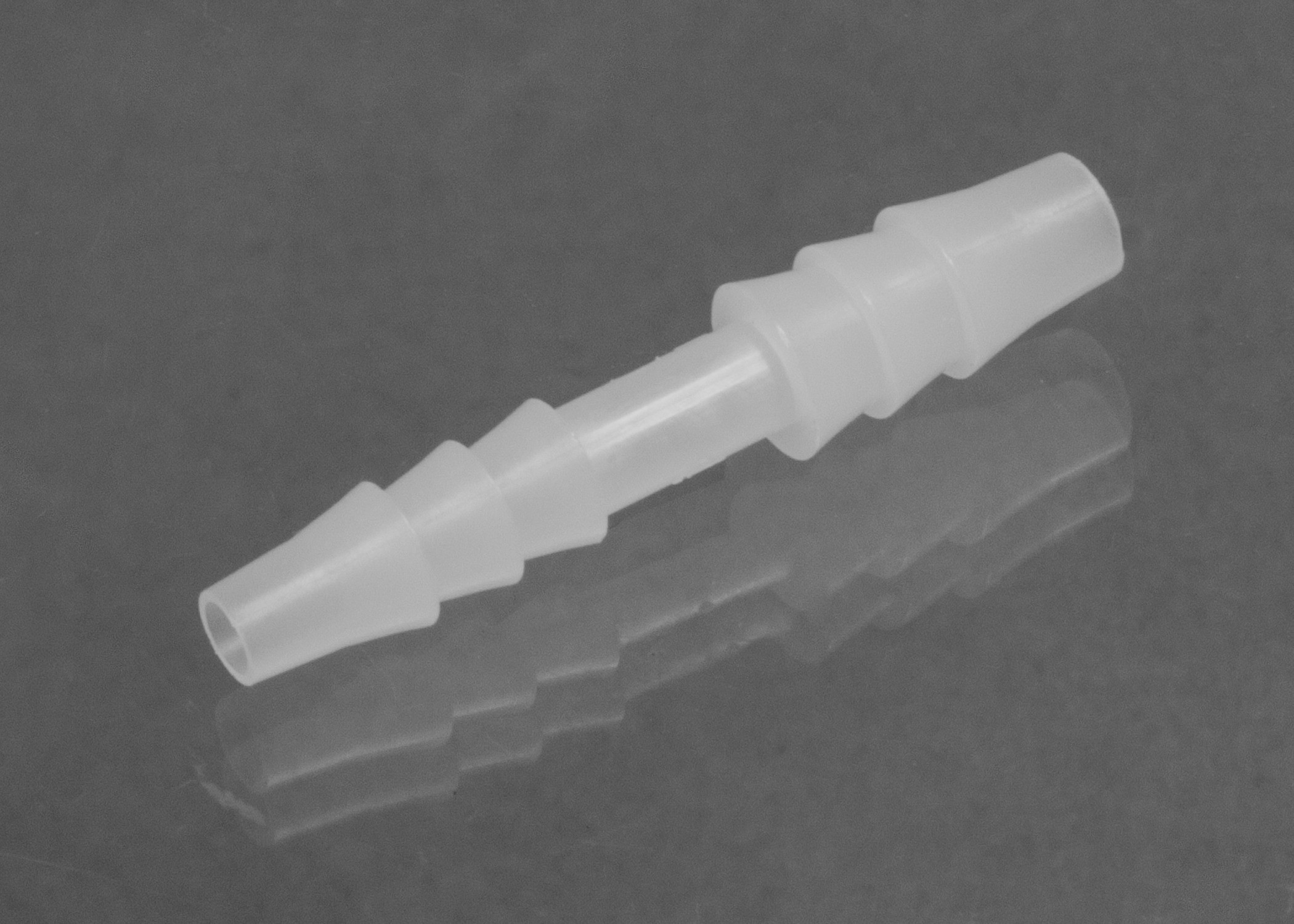 SP Bel-Art Stepped Tubing Connectors for ³⁄₁₆ in. to ¼ in. Tubing; Polypropylene (Pack of 12)