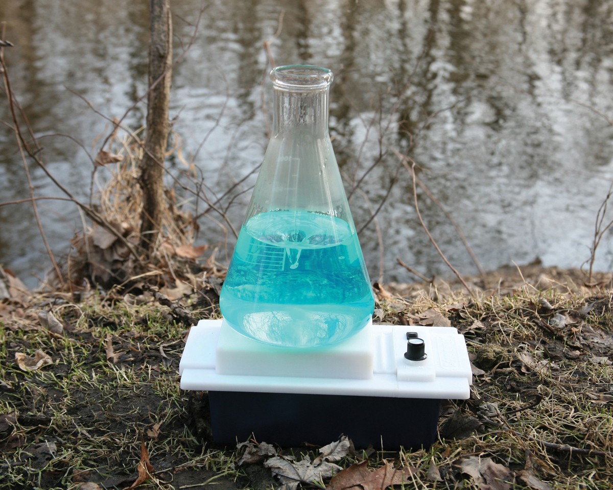 Battery Powered Magnetic Stirrer